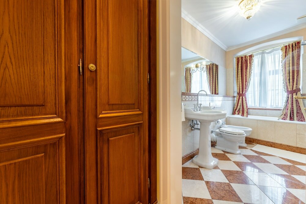 Фото Nosticova Apartments