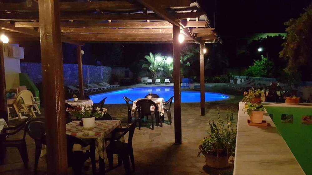 Фото Voula Ilias Studios