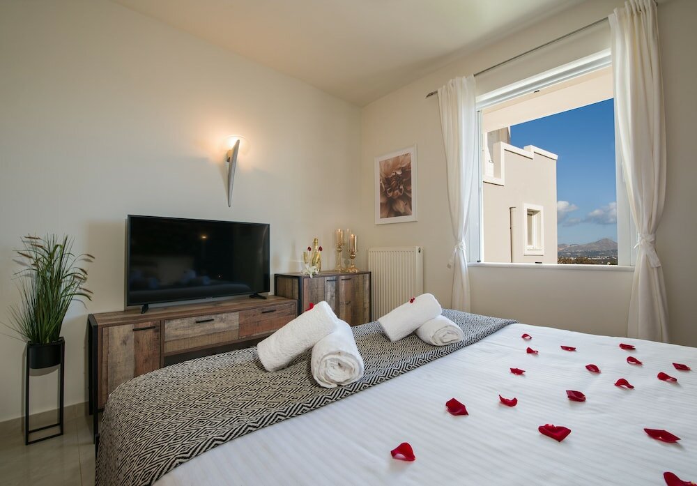 Фото Artdeco Luxury Suites