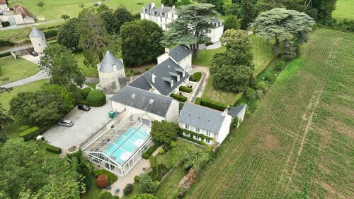 Гостиница Grand Hotel Château de Sully - Piscine et SPA в Кане