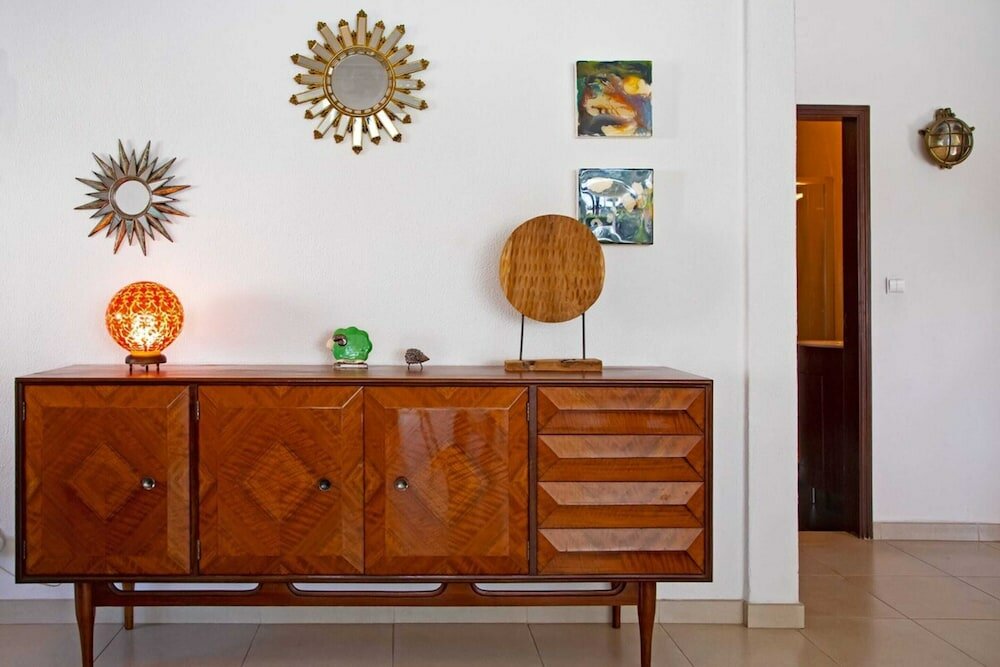 Фото Fig Tree Family House w 4 Bedrooms, Garden & Pool