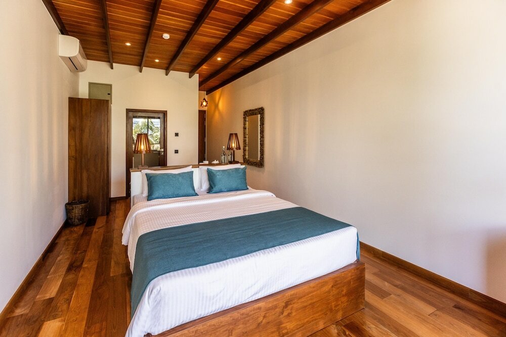 Фото Bk Beach Boutique Hotel - Hikkaduwa