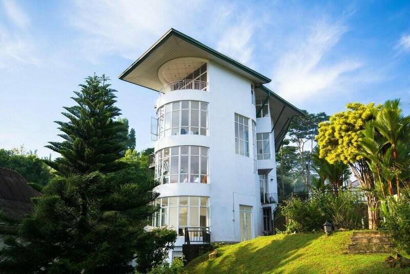 Гостиница Kandyan View Holiday Bungalow в Канди