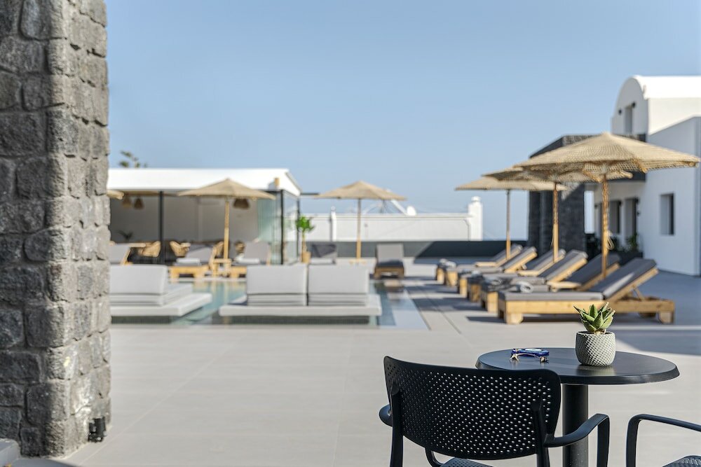 Фото Onyx Hotel & Suites