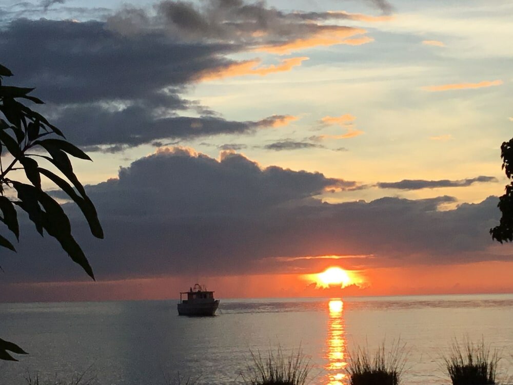 Фото Stoner's Beach Resort