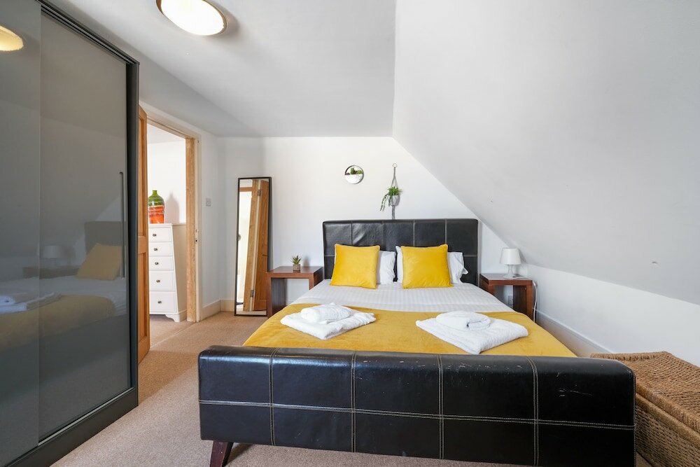 Фото London Spacious 3 Bedroom House Fulham