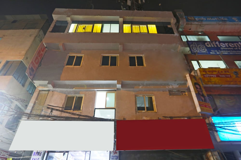 Фото Oyo 48664 White House