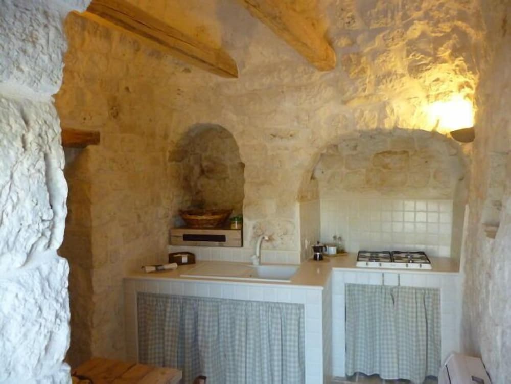Фото Trulli Resort Monte Pasubio