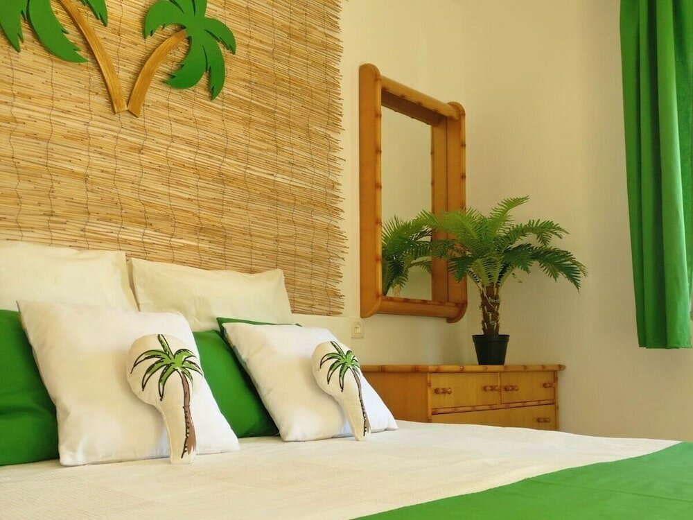 Фото Wonder Rooms Nerja Guest House