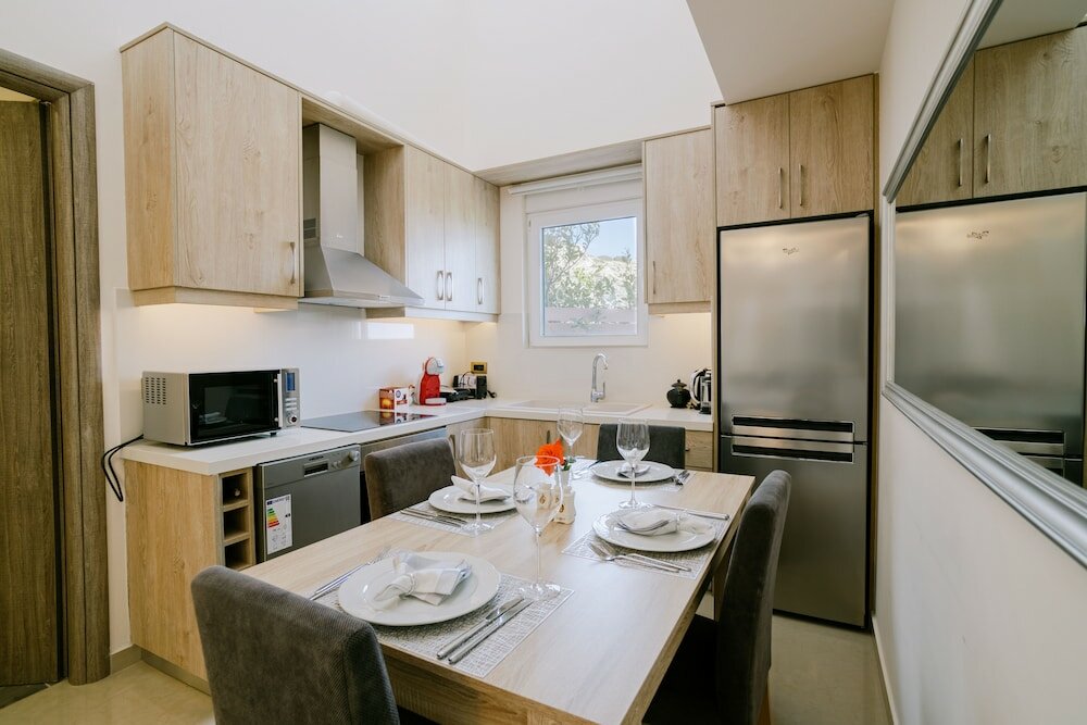 Фото The Three Graces