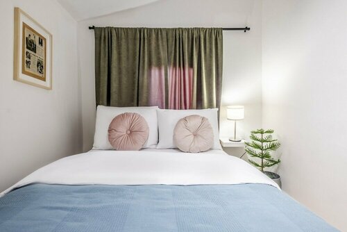 Апартаменты Lovely Flat With Terrace on Istiklal Street в Бейоглу