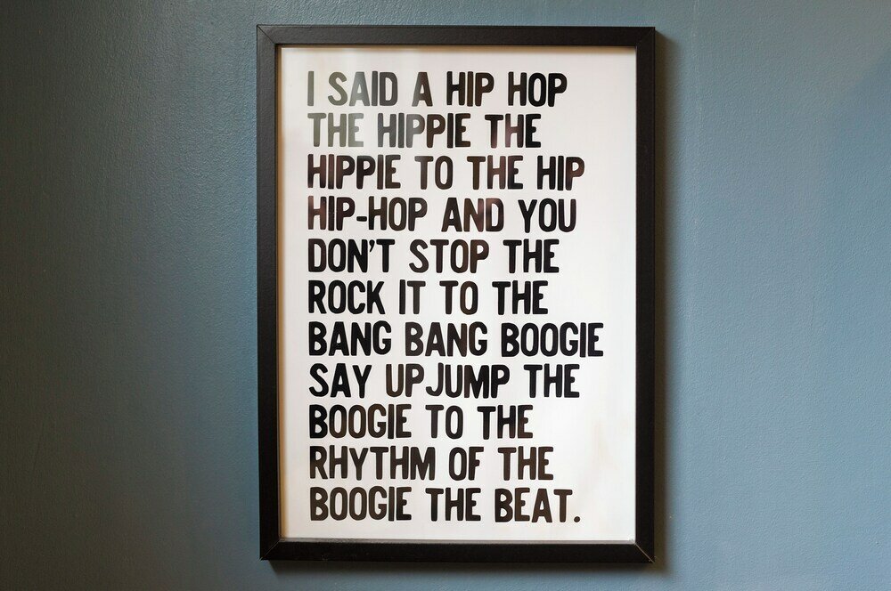 Фото Stylish Family Home by Twickenham Stadium by Underthedoormat