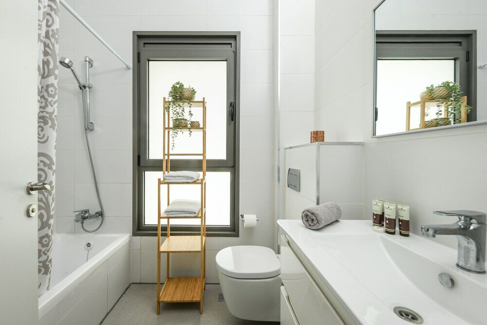 Фото Magnificent Achziv Beach Apt in Nahariya