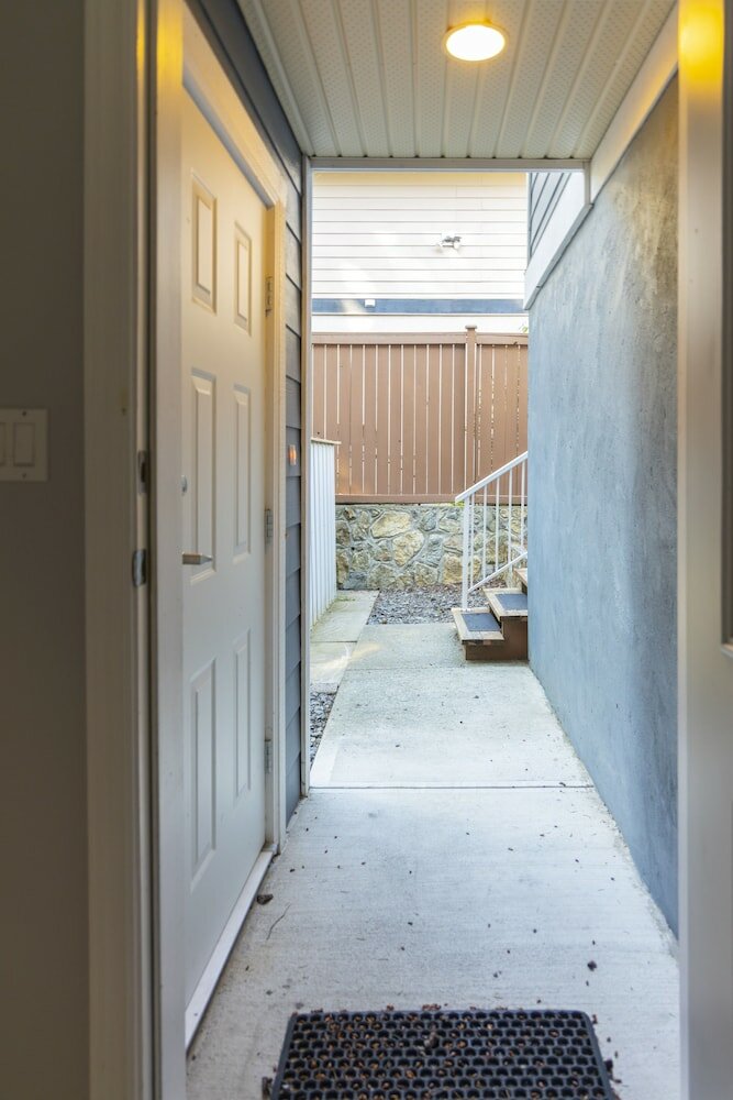 Фото 2298 Setchfield Ave