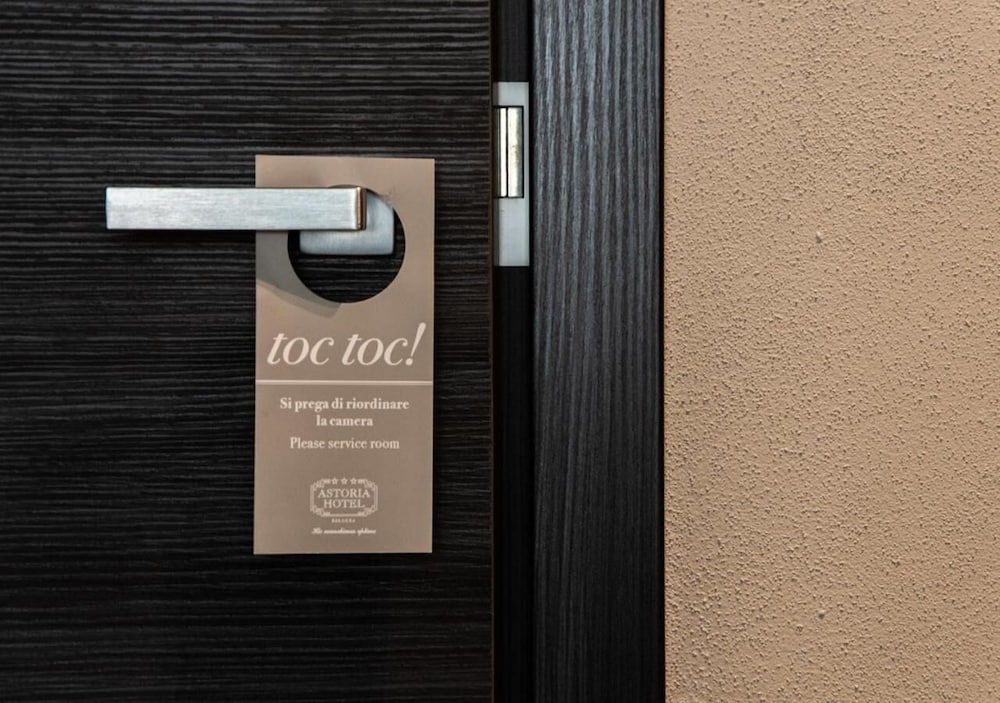 Фото Astoria Deluxe Rooms