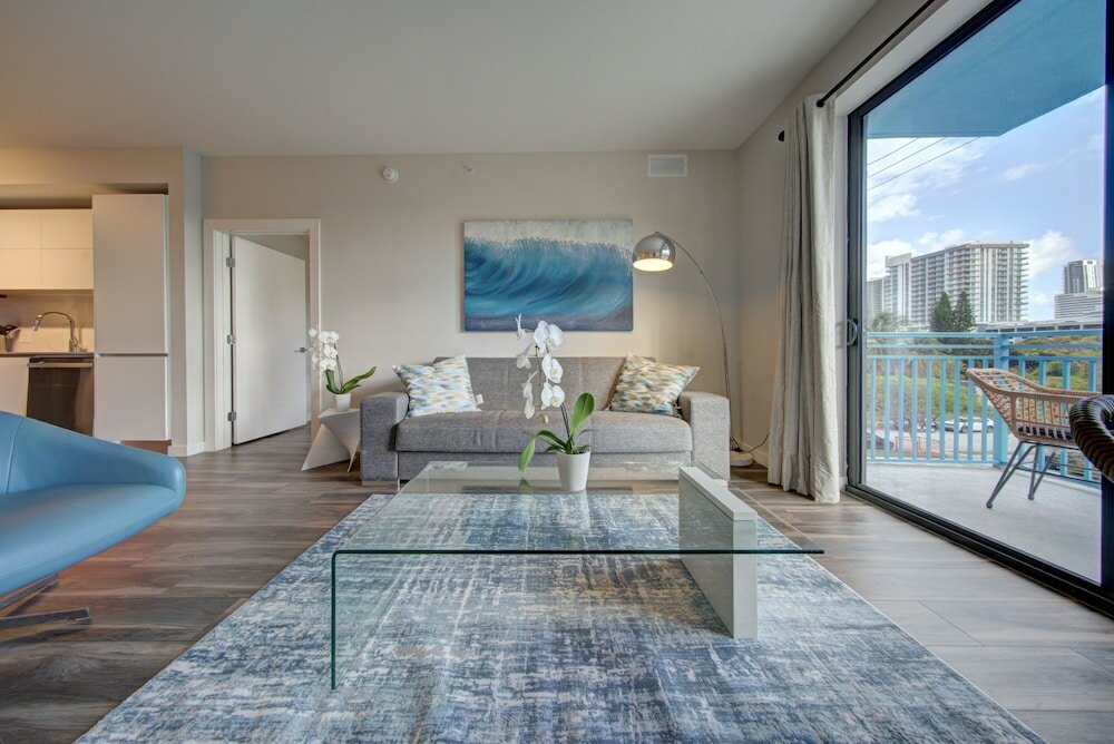 Фото Motif by Moderno