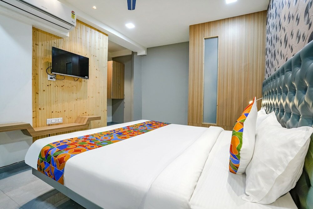 Фото Fabhotel Arc Palace