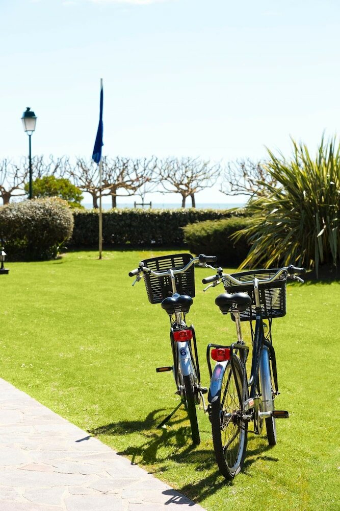 Фото Castel Marie Louise