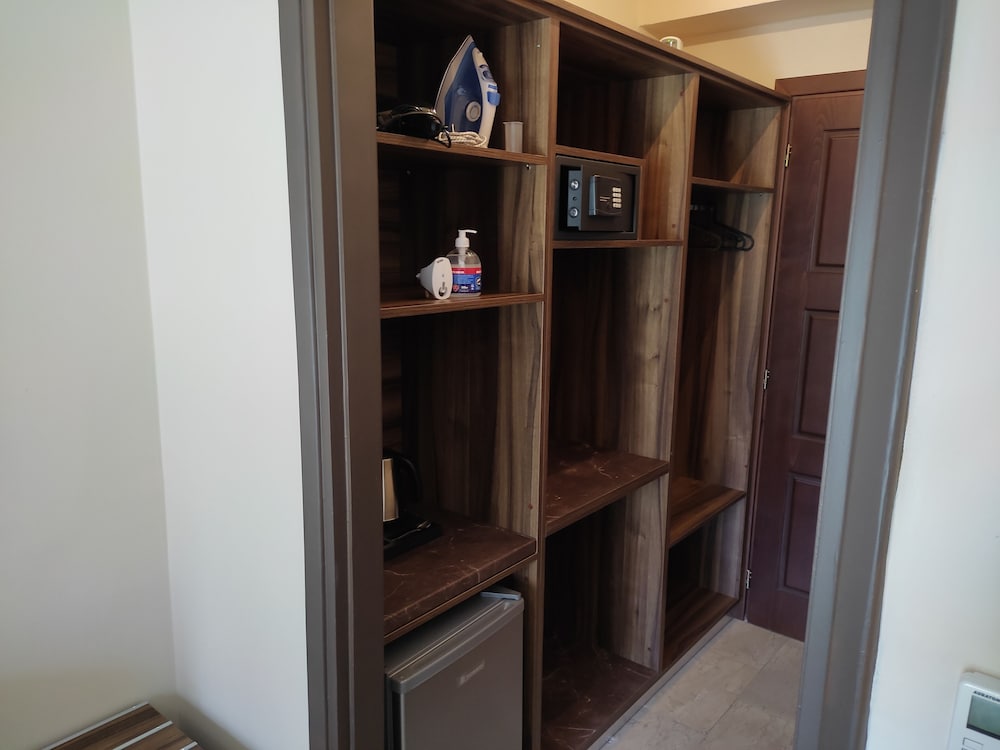 Фото Spartacus House