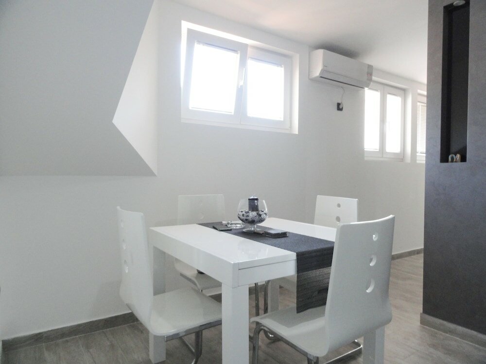 Фото Apartments Holiday Budva