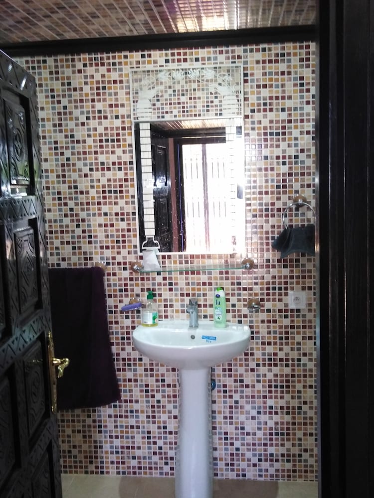 Фото Villa Aghmat EN plein cœur de la nature