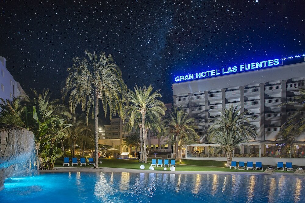 Фото Gran Hotel Las Fuentes de Fantasía Hoteles