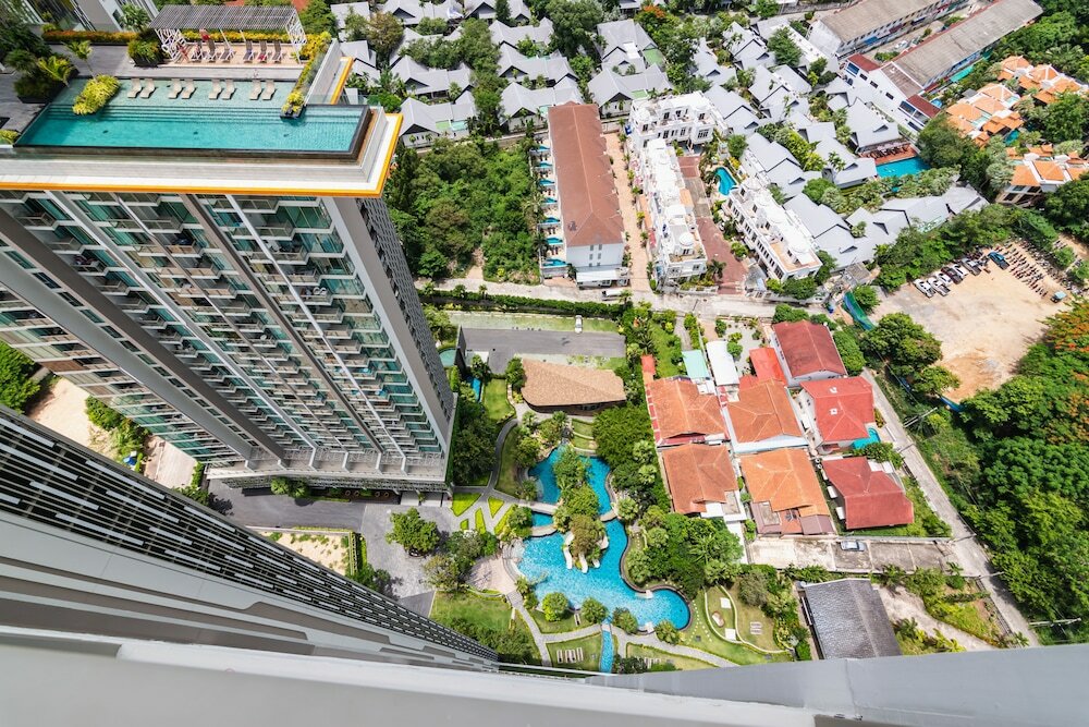 Фото The Riviera Wongamat by Pattaya Holiday