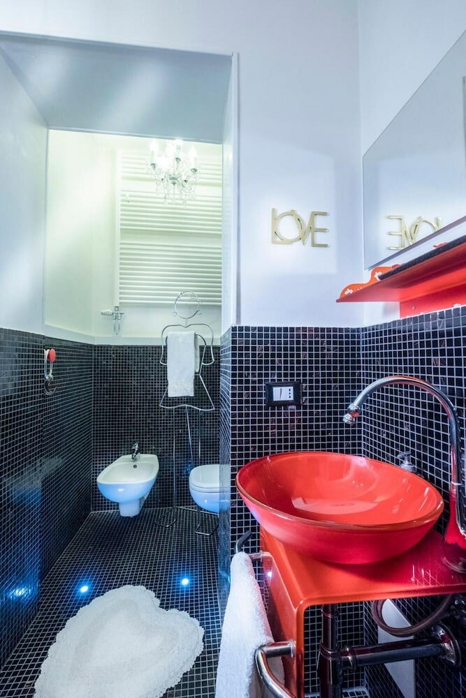 Фото Abbraccio di Romeo e Giulietta