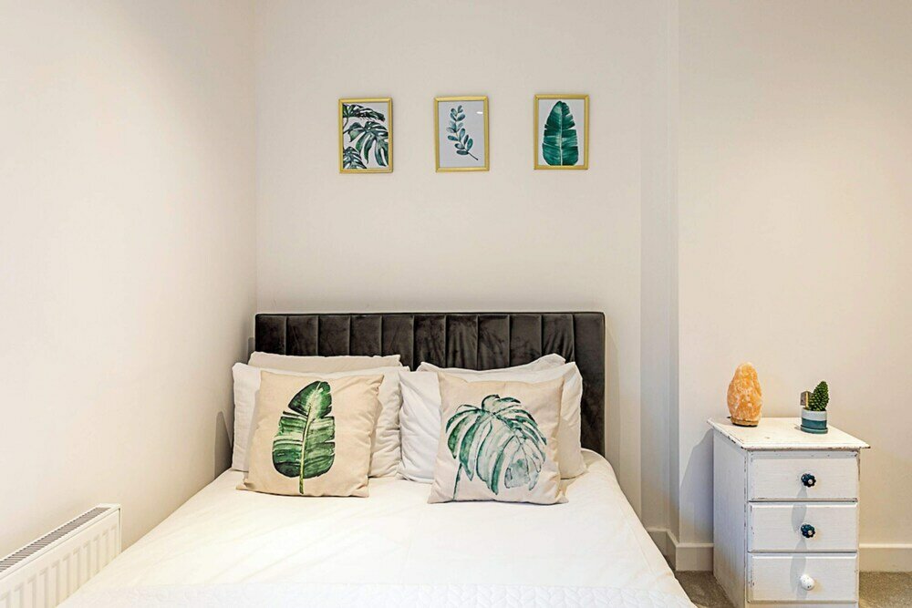 Фото Quiet and Spacious Four Bedroom House