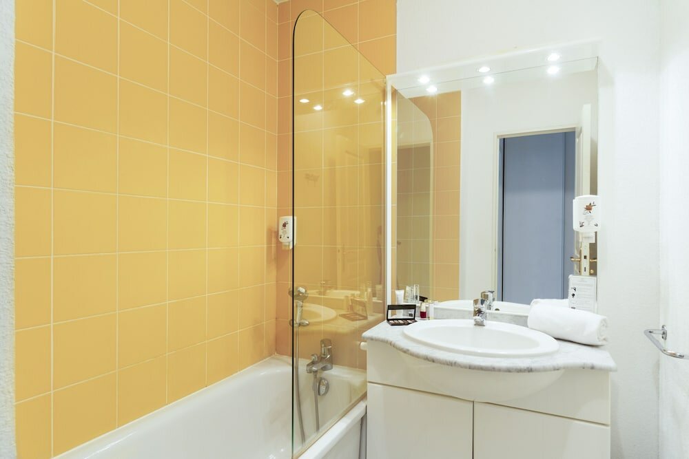 Фото Garden & City Six-Fours-les-Plages