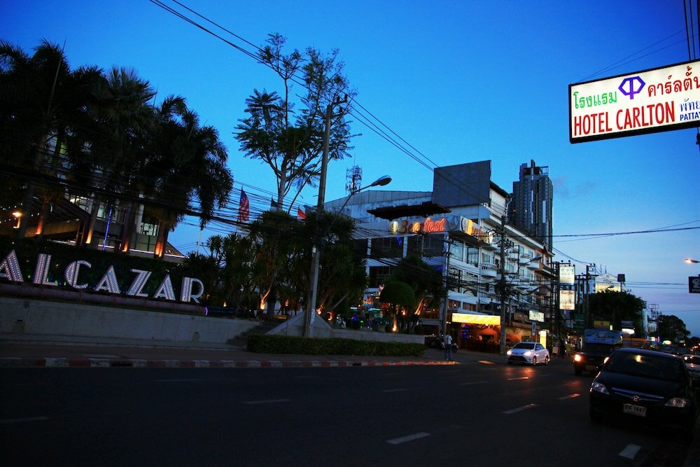 Фото Seashore Pattaya Resort