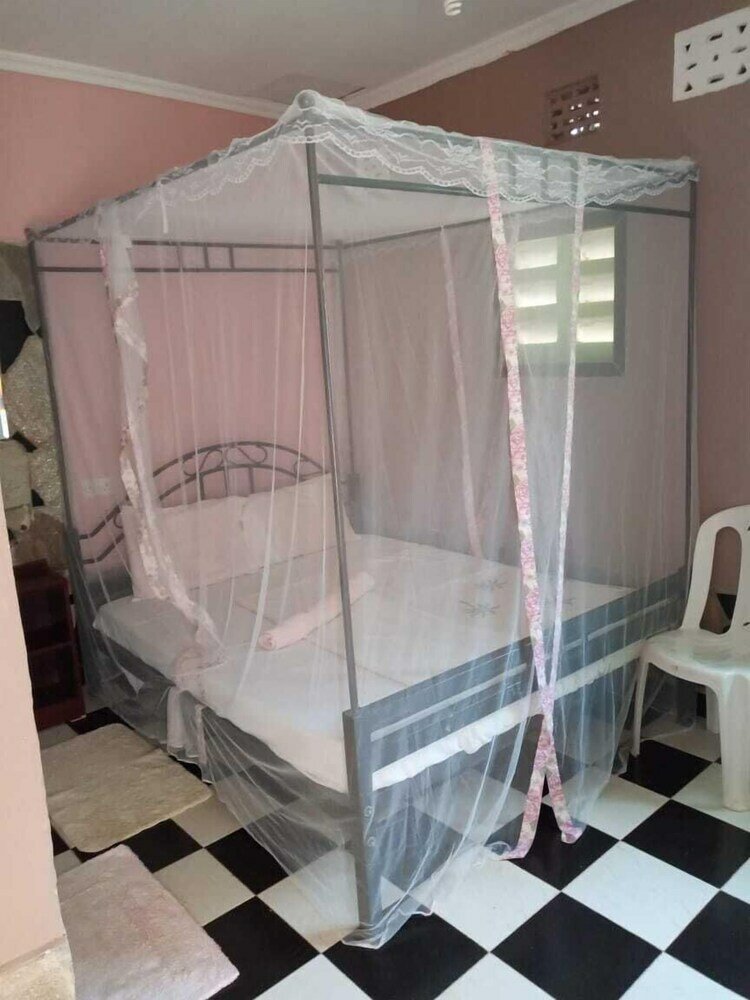 Фото Quinten Hotel Kisumu