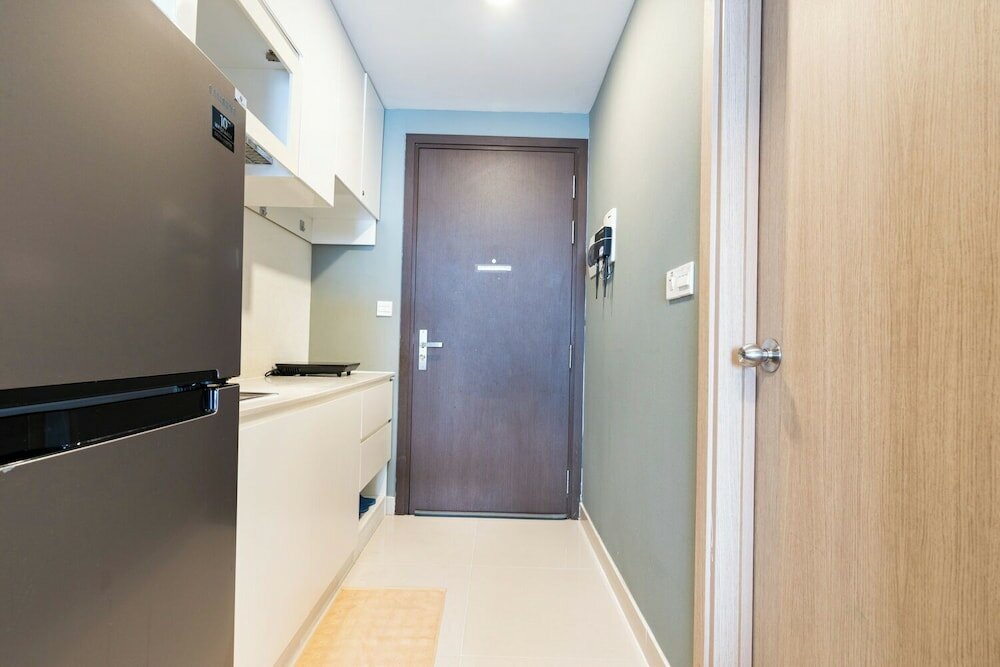 Фото Kyn Apartment Rivergate Residence