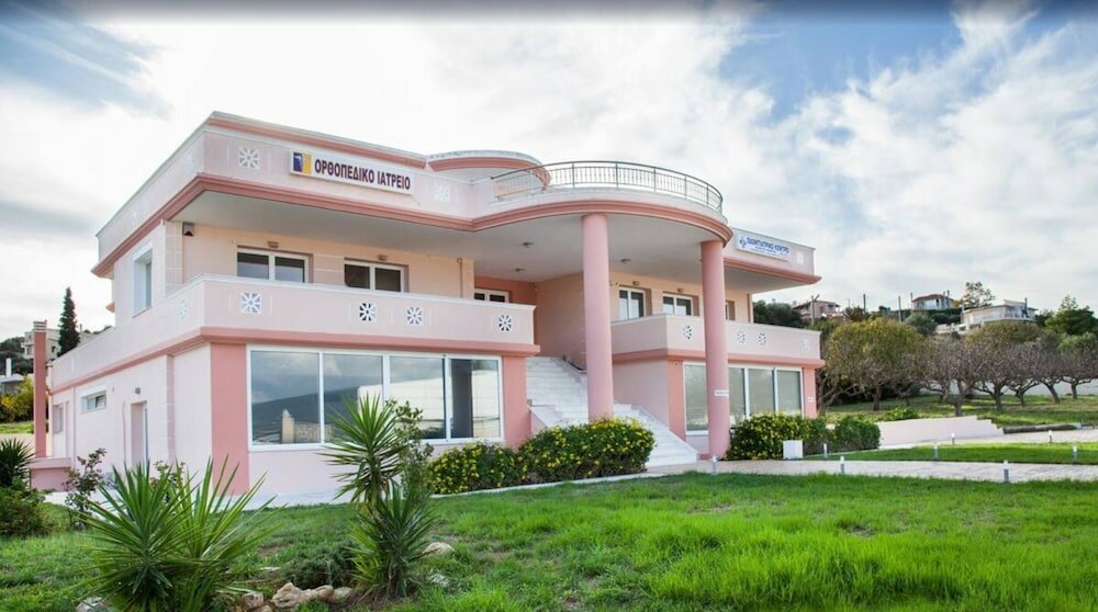 Фото отеля 1