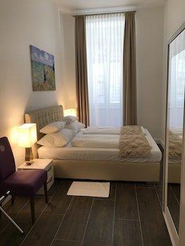 Фото Steiner Residences Haus Taborstraße