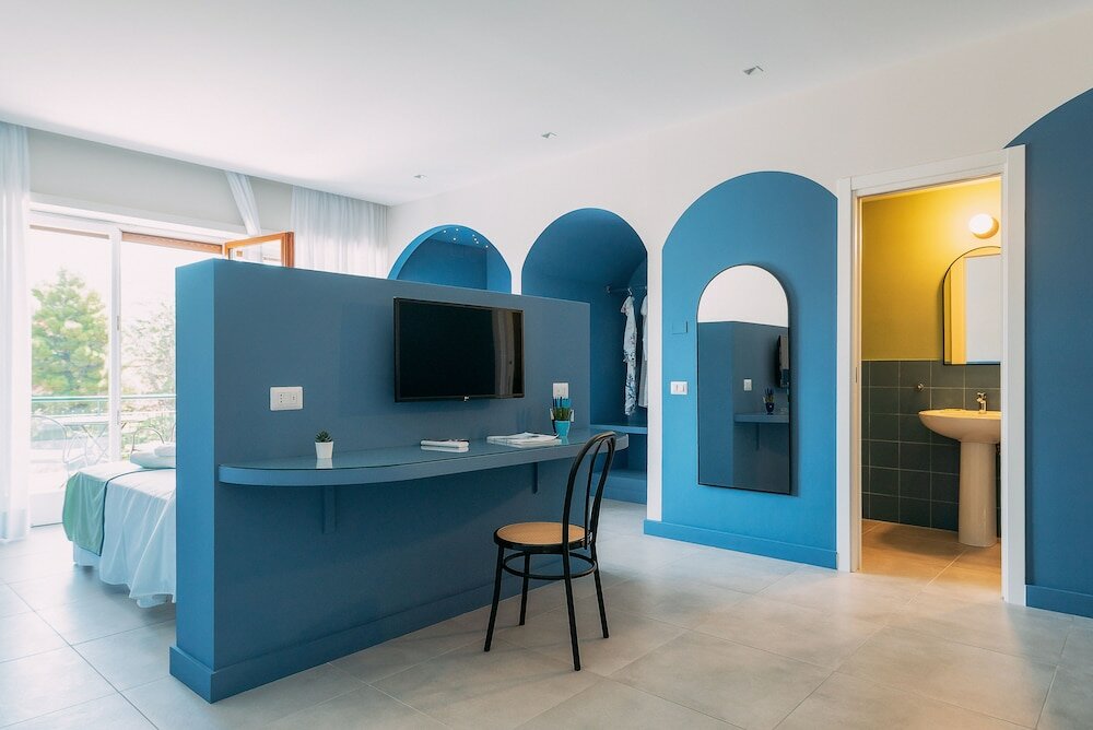 Фото Sorrento Colors&Suites