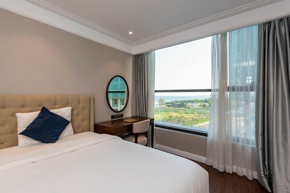 Фото Neo Classic Condo