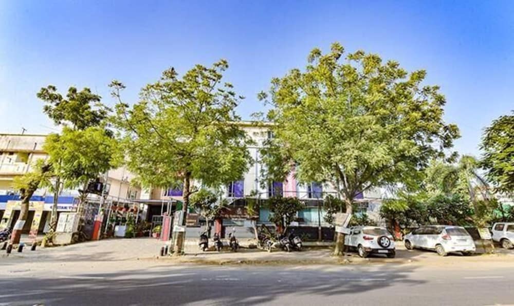 Фото Fabhotel Kia Residency