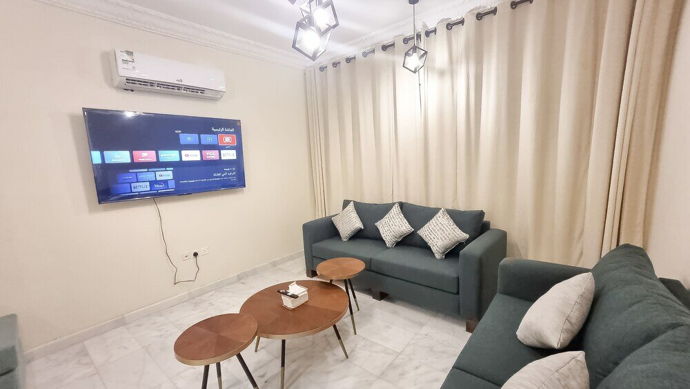 Фото Hometel Alfaysaliyah