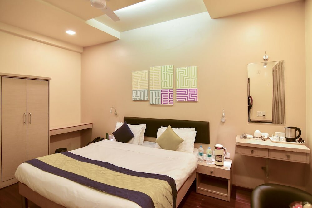 Фото My Bizz Hotel