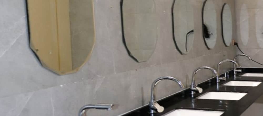 Фото East Station International Youth Hostel