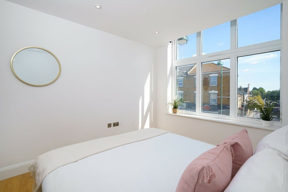 Фото Panther House by Oval