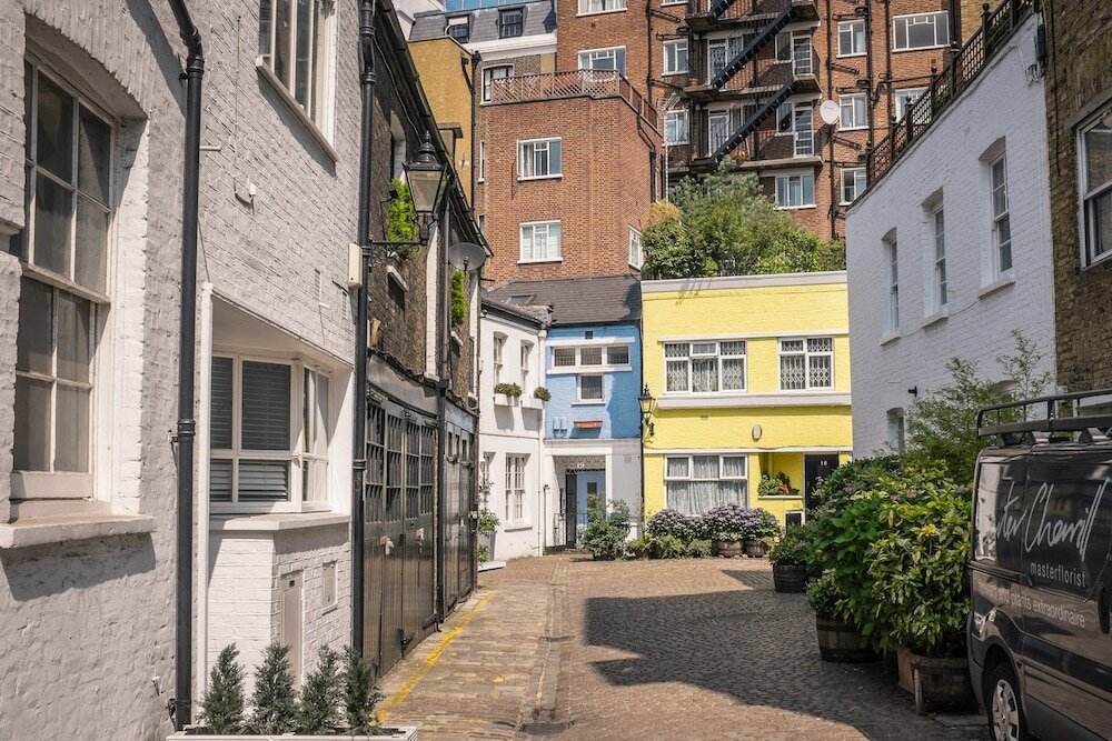 Фото Lovely 3 bedroom house South Kensington