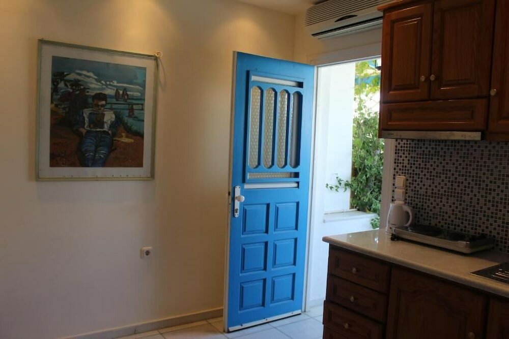 Фото Sea View Studios Apartments