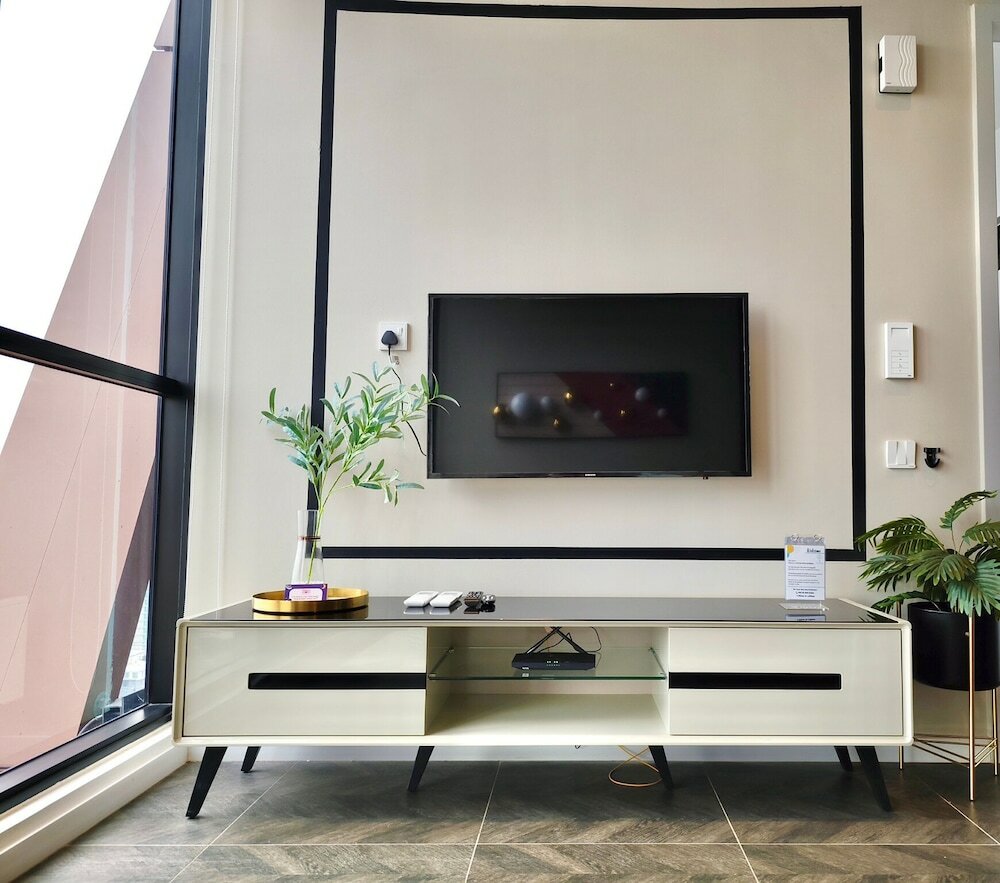 Фото Scarletz Suites Klcc by Mykey Global