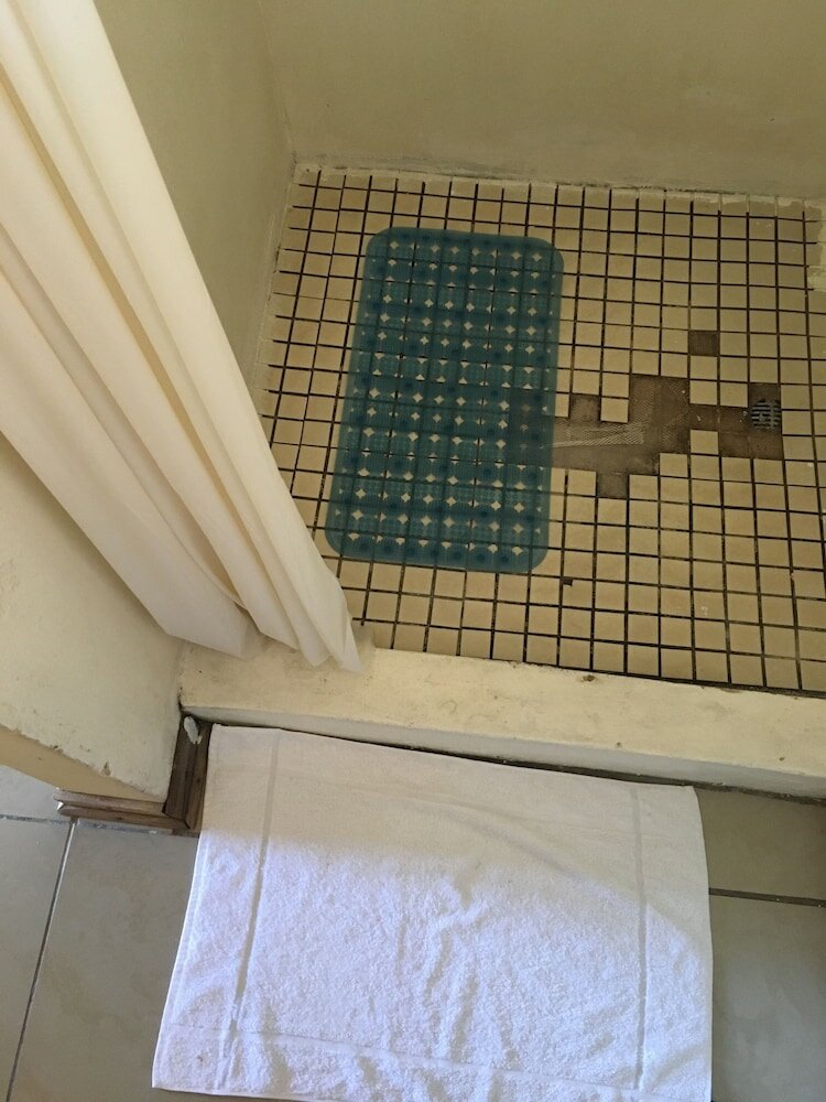 Фото Athoma Guest House