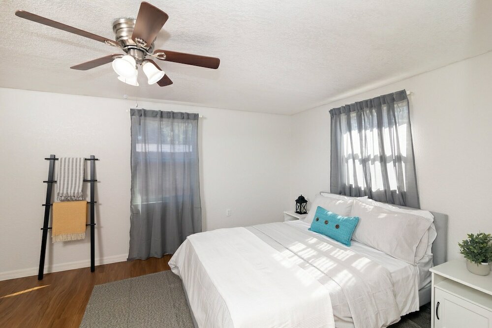 Фото A Getaway on Walnut