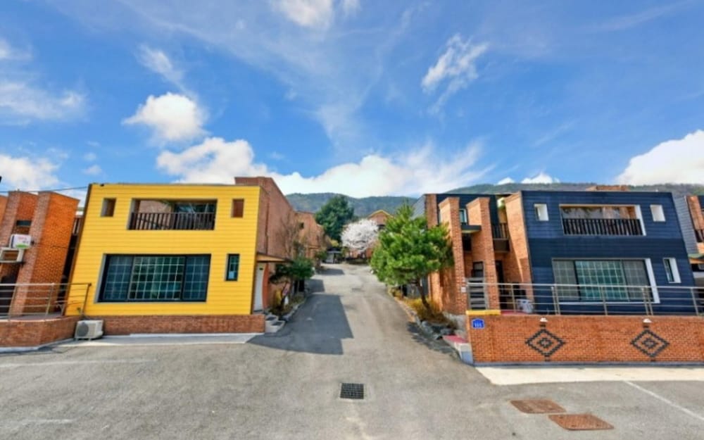 Фото Yesan Jeongdaun Pension