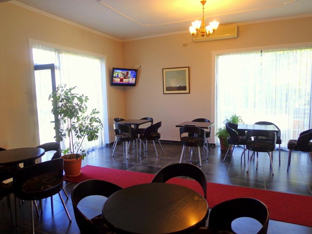 Фото Hotel Viktoria Tirana