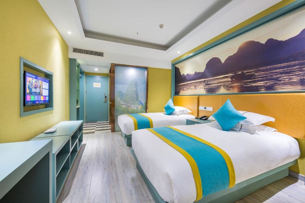 Фото YiWU Best Hotel